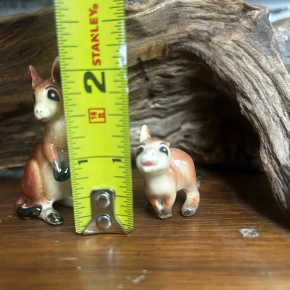 Vintage MCM bone china miniature kangaroo figurines - Picture 7 of 7